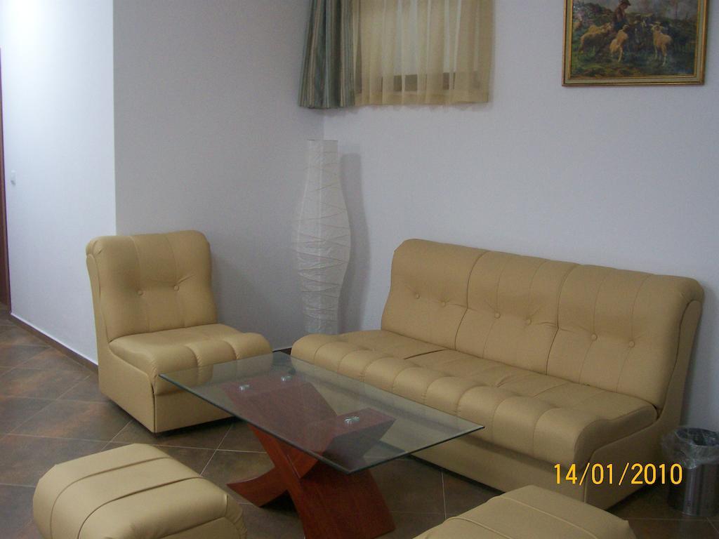 Hera Guest House 奇夫利克 外观 照片