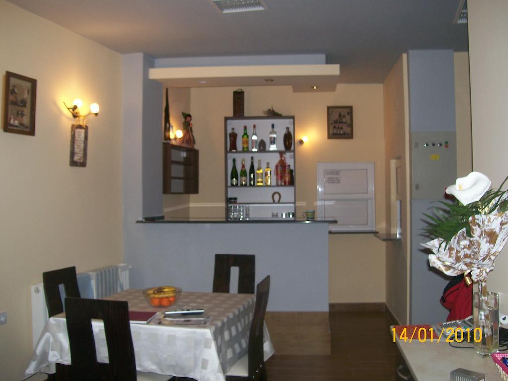Hera Guest House 奇夫利克 外观 照片