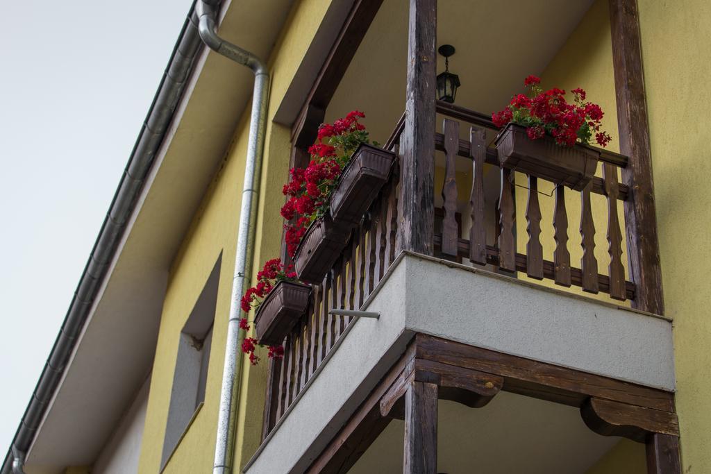 Hera Guest House 奇夫利克 外观 照片