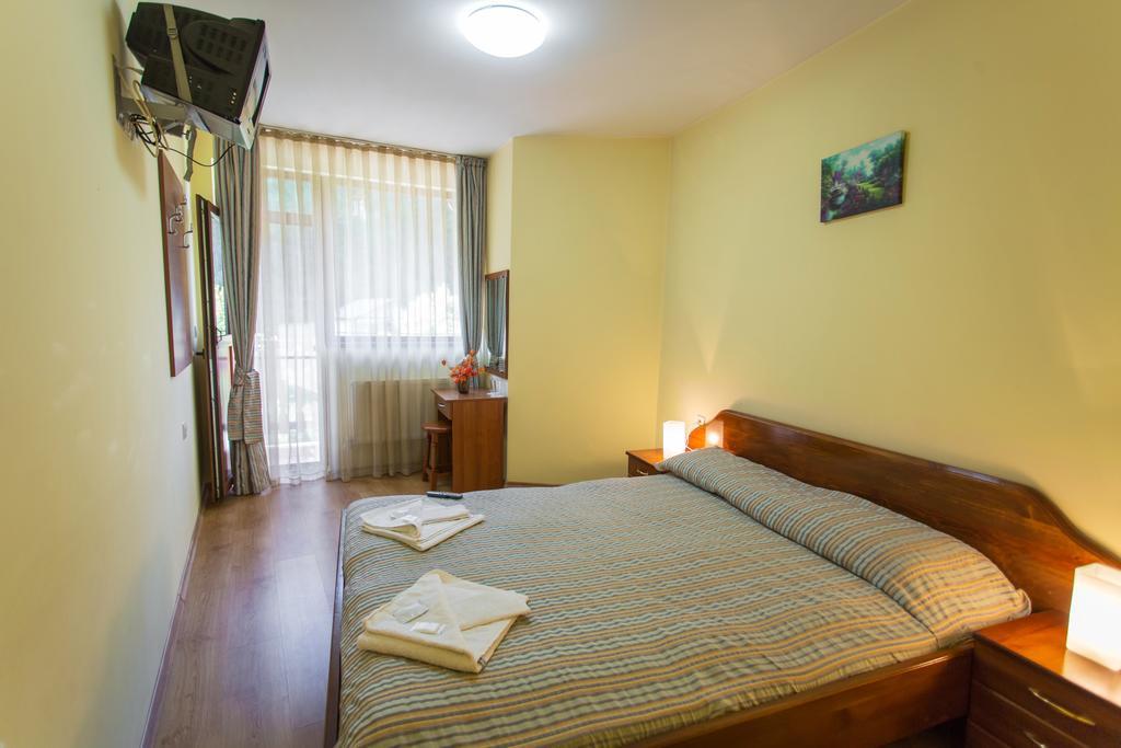 Hera Guest House 奇夫利克 外观 照片