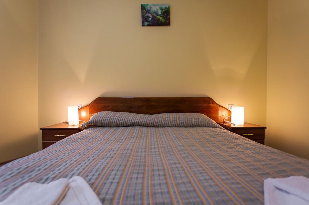 Hera Guest House 奇夫利克 外观 照片