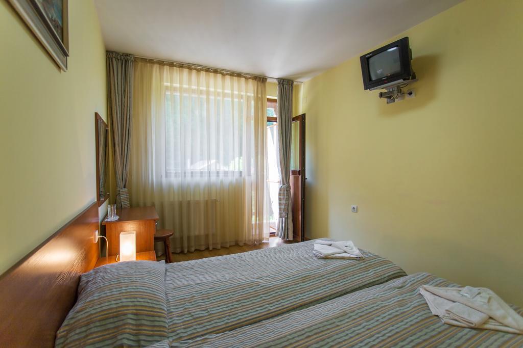 Hera Guest House 奇夫利克 外观 照片