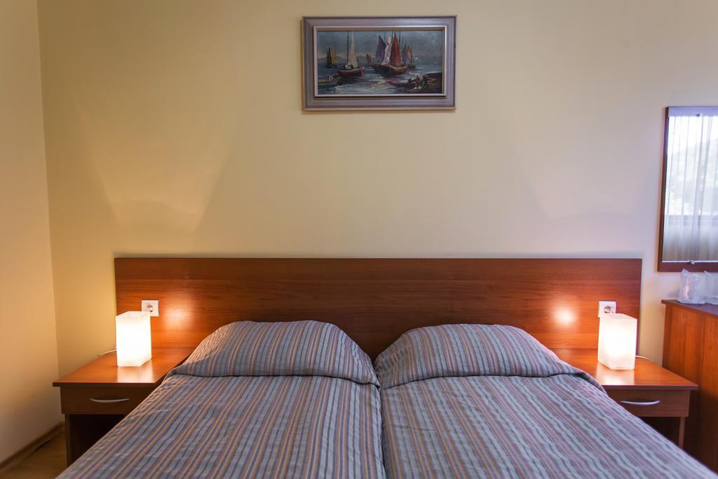 Hera Guest House 奇夫利克 外观 照片