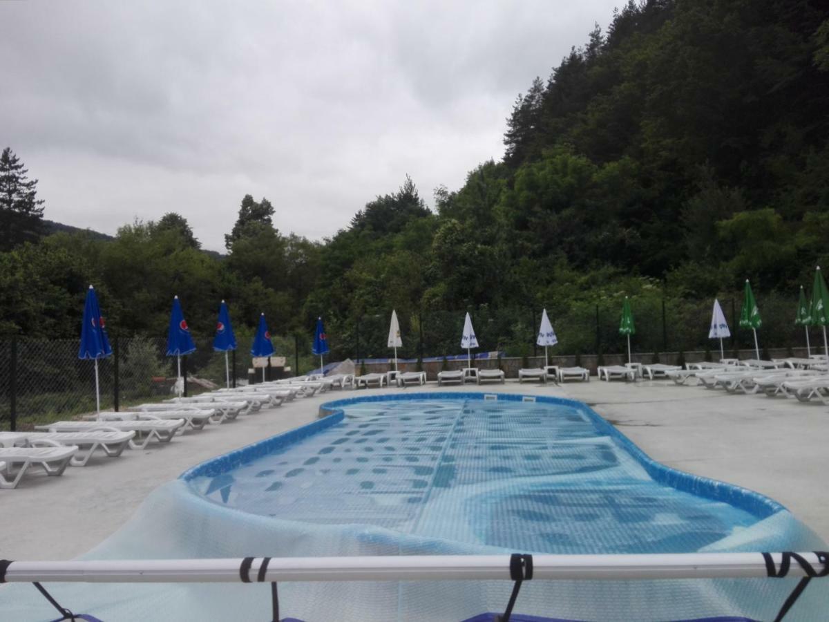 Hera Guest House 奇夫利克 外观 照片